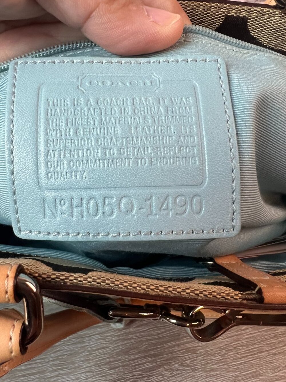 Very Rare Limited Edition Coach 1490 Signature "Fish" Hamilton bag - Picture 2 of 7